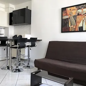 https://cannes-hoche.fr-provencehotel.com